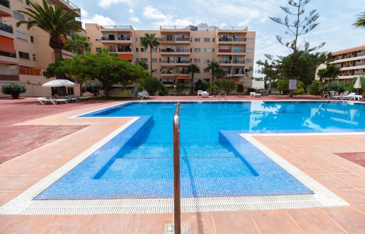 Sunny Cris Sol Apartment Арона Екстериор снимка